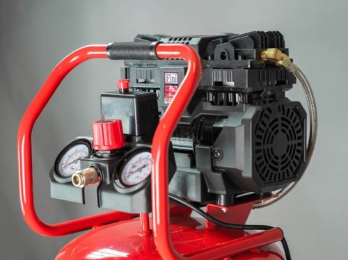 Compressore aria verticale 50 litri silenzioso 59dB Fini Siltek TB 50V/1,5 Hp