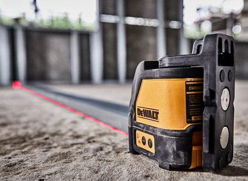 Tracciatore laser autolivellante DEWALT DW088K-XJ