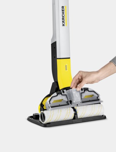 Lavasciuga pavimenti a batteria Karcher FC3 Cordless