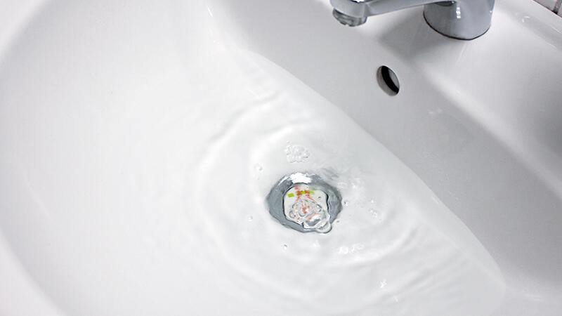 Liquido stura tubi detergente scarico lavabo, cucina, bagno, WC, lt1 - Cod.  299281000CC - ToolShop Italia
